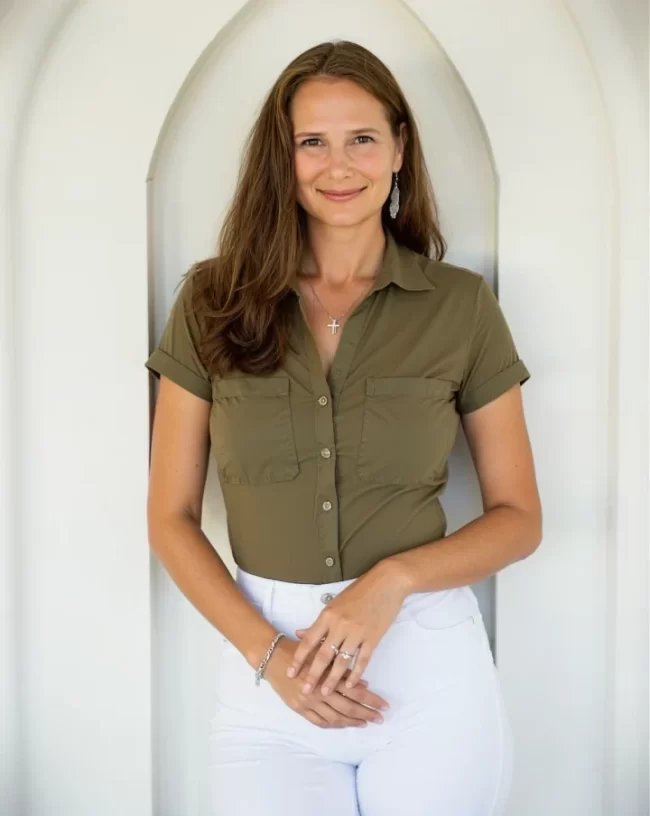 Megan Pennington, BSc, CLT